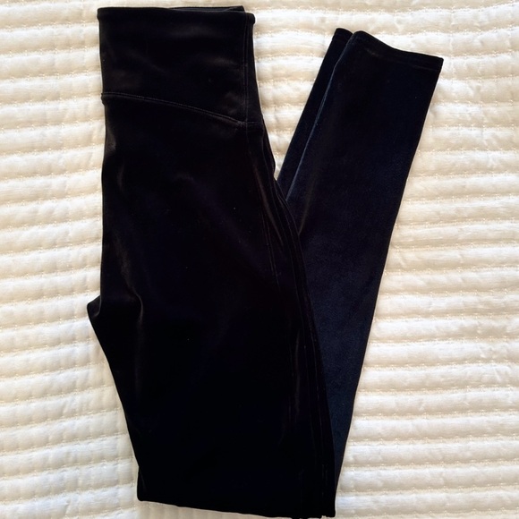 Spanx Women’s Soft Velvet Fabric High Waist Black Leggings, Size Medium - Picture 10 of 12